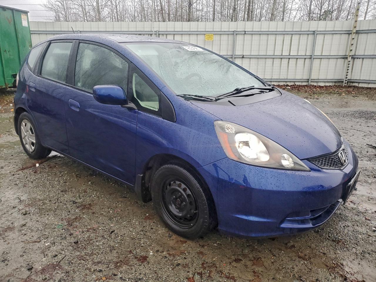 2013 HONDA FIT photo 4
