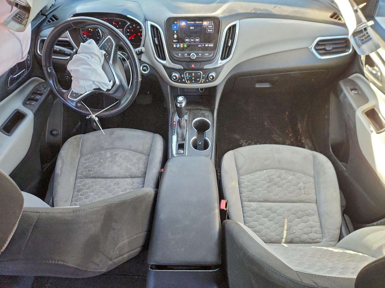 2019 CHEVROLET EQUINOX LT photo 8