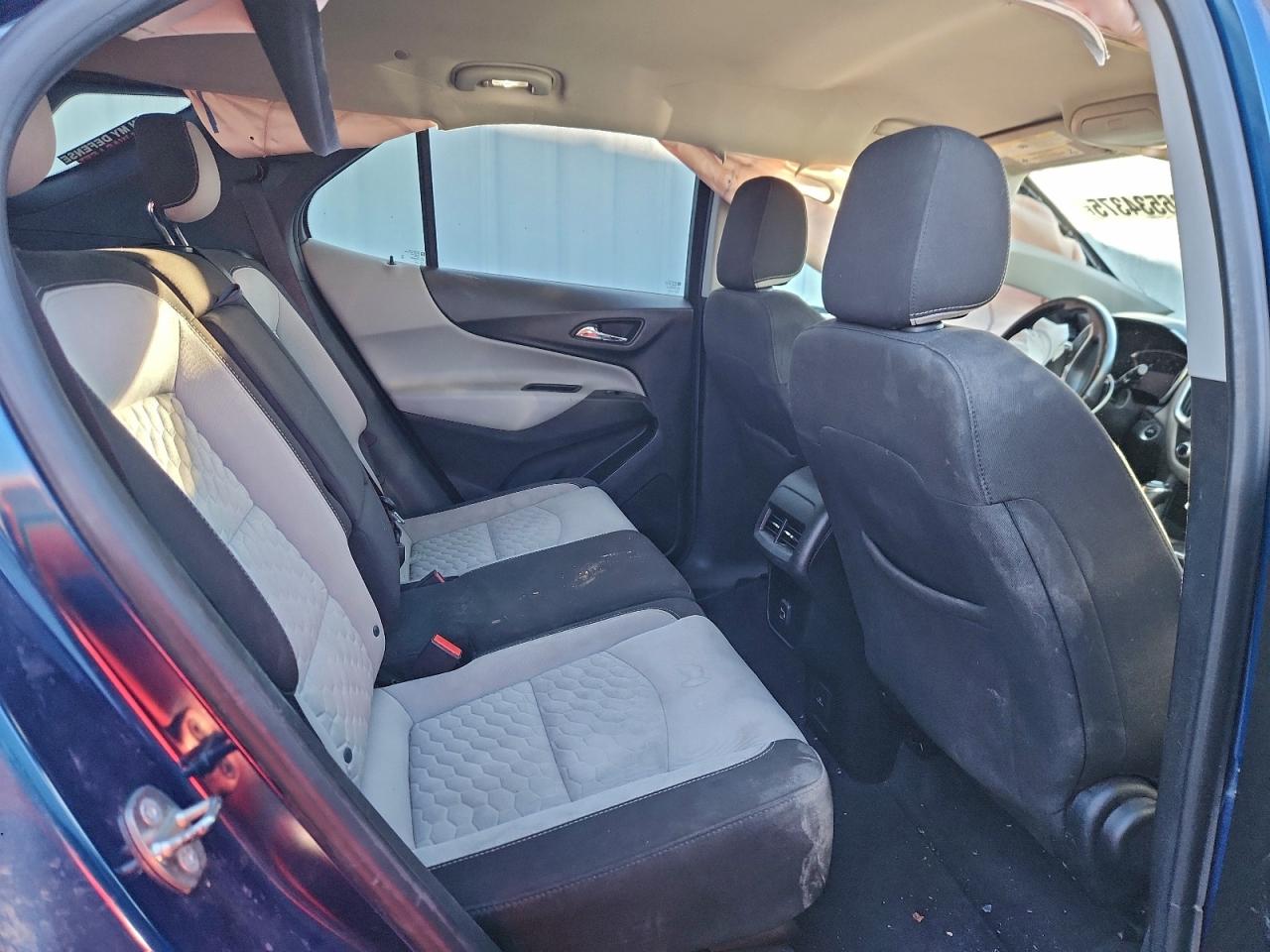 2019 CHEVROLET EQUINOX LT photo 10