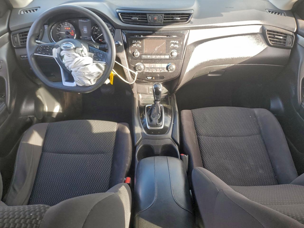 2018 NISSAN ROGUE SPORT S photo 8