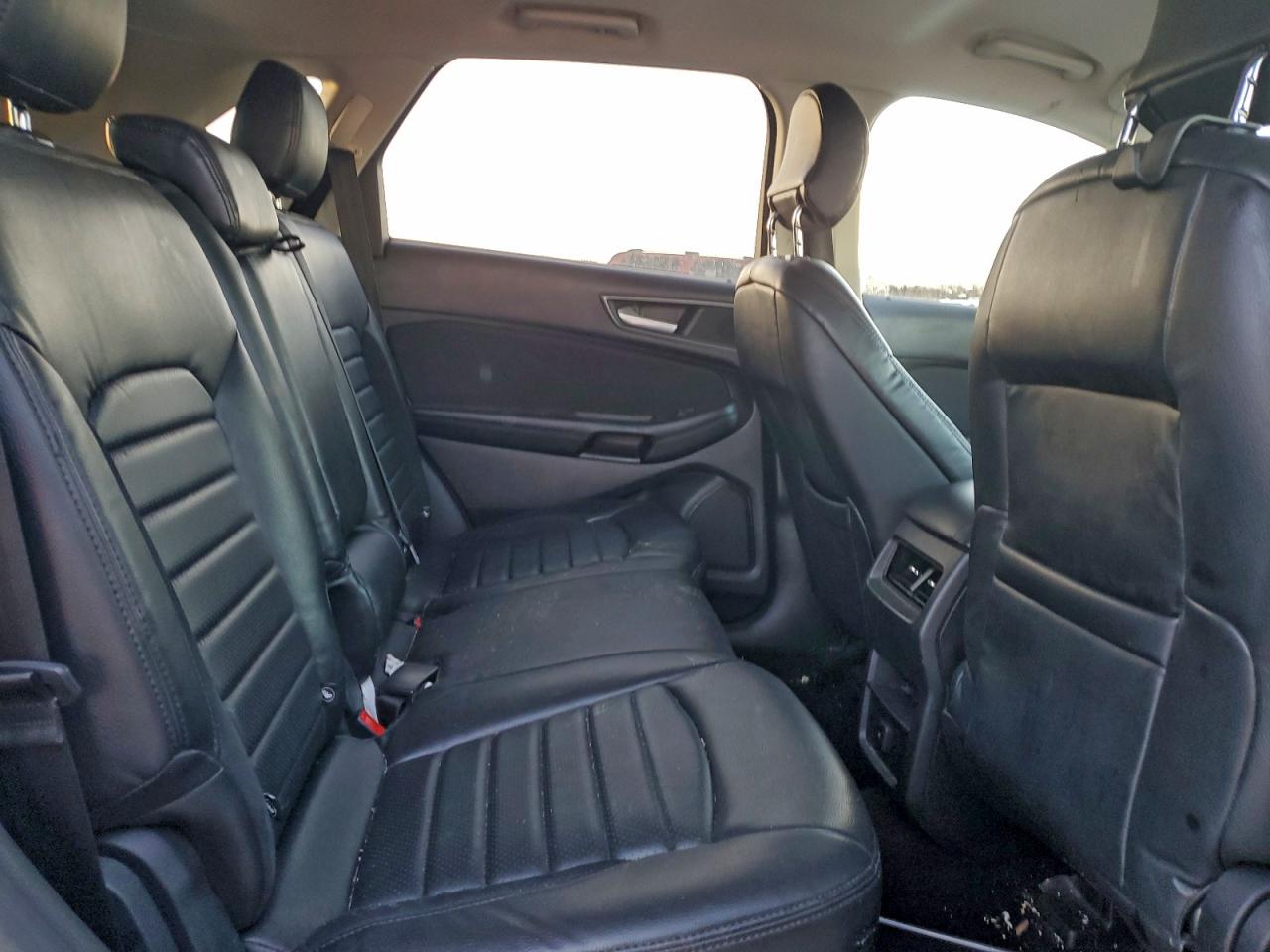 2015 FORD EDGE SE photo 11