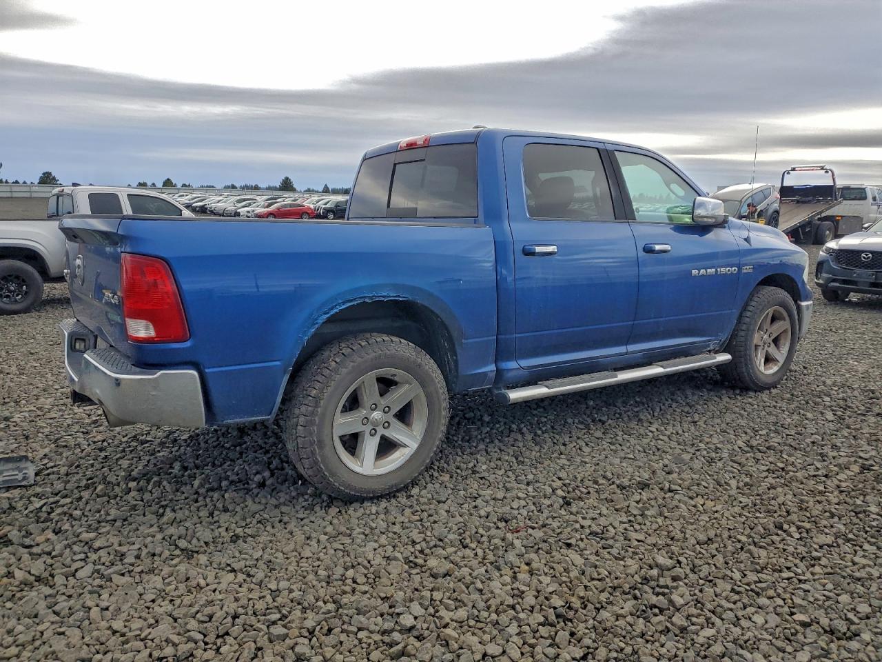 2011 DODGE RAM 1500 photo 3