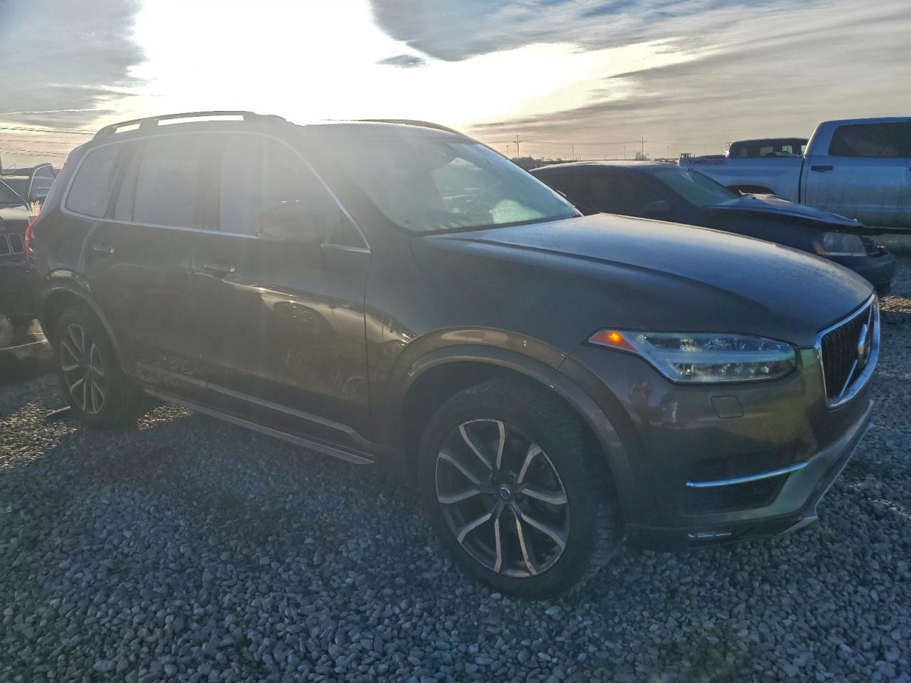 2016 VOLVO XC90 T6 photo 4