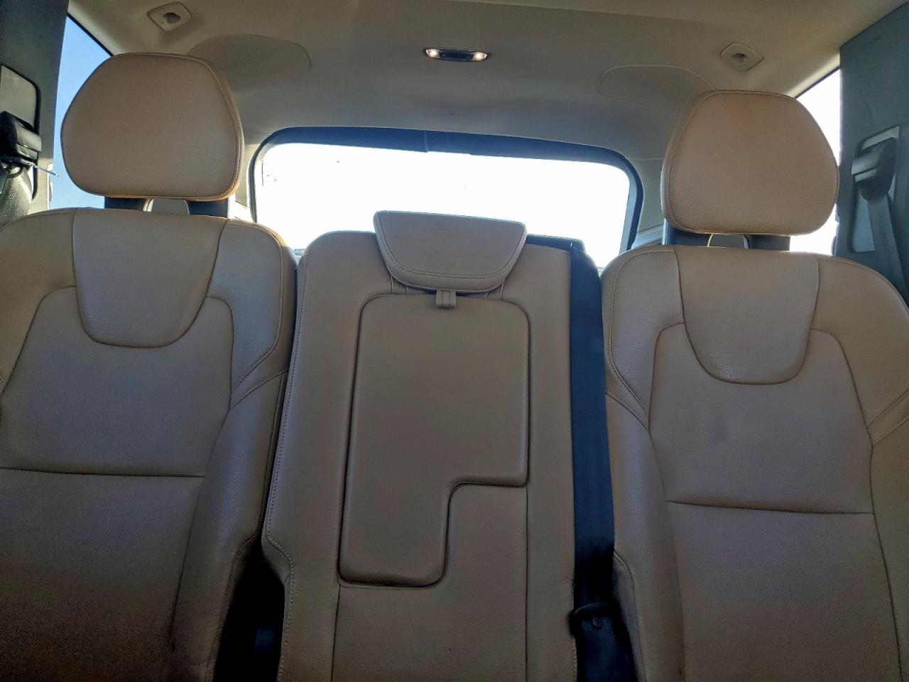 2016 VOLVO XC90 T6 photo 10