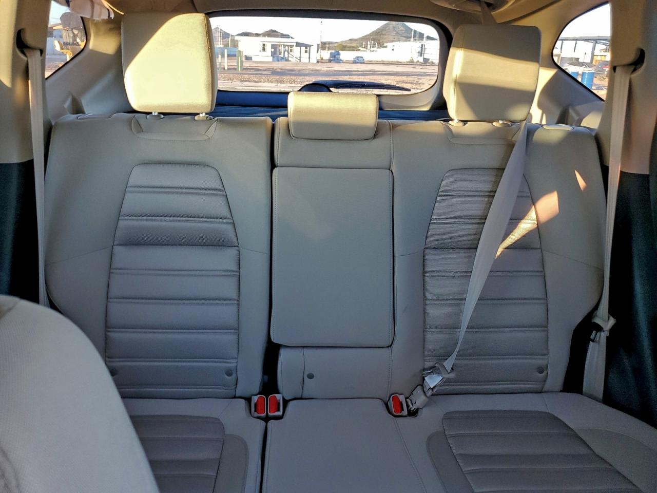 2018 HONDA CR-V LX photo 19