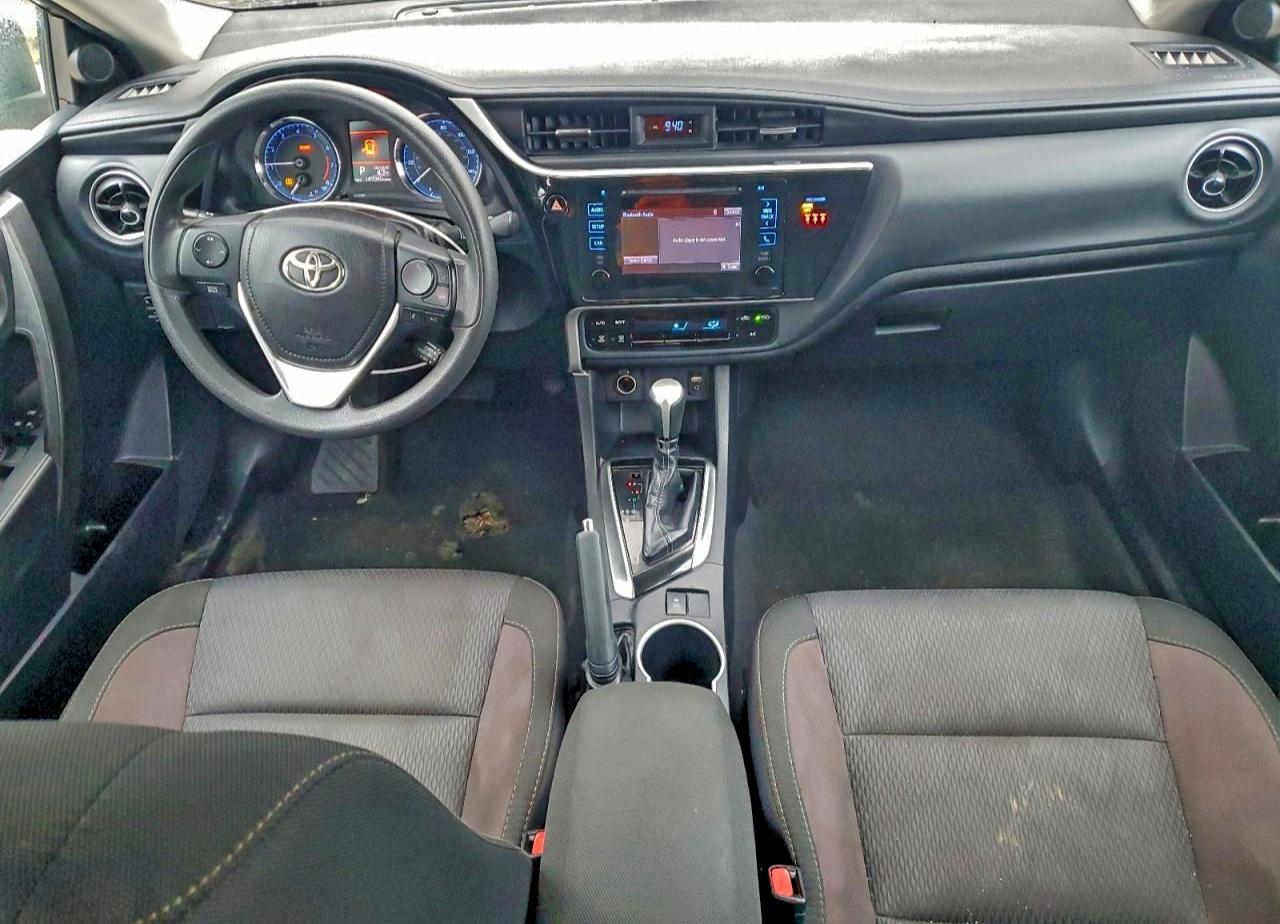 2018 TOYOTA COROLLA L photo 8