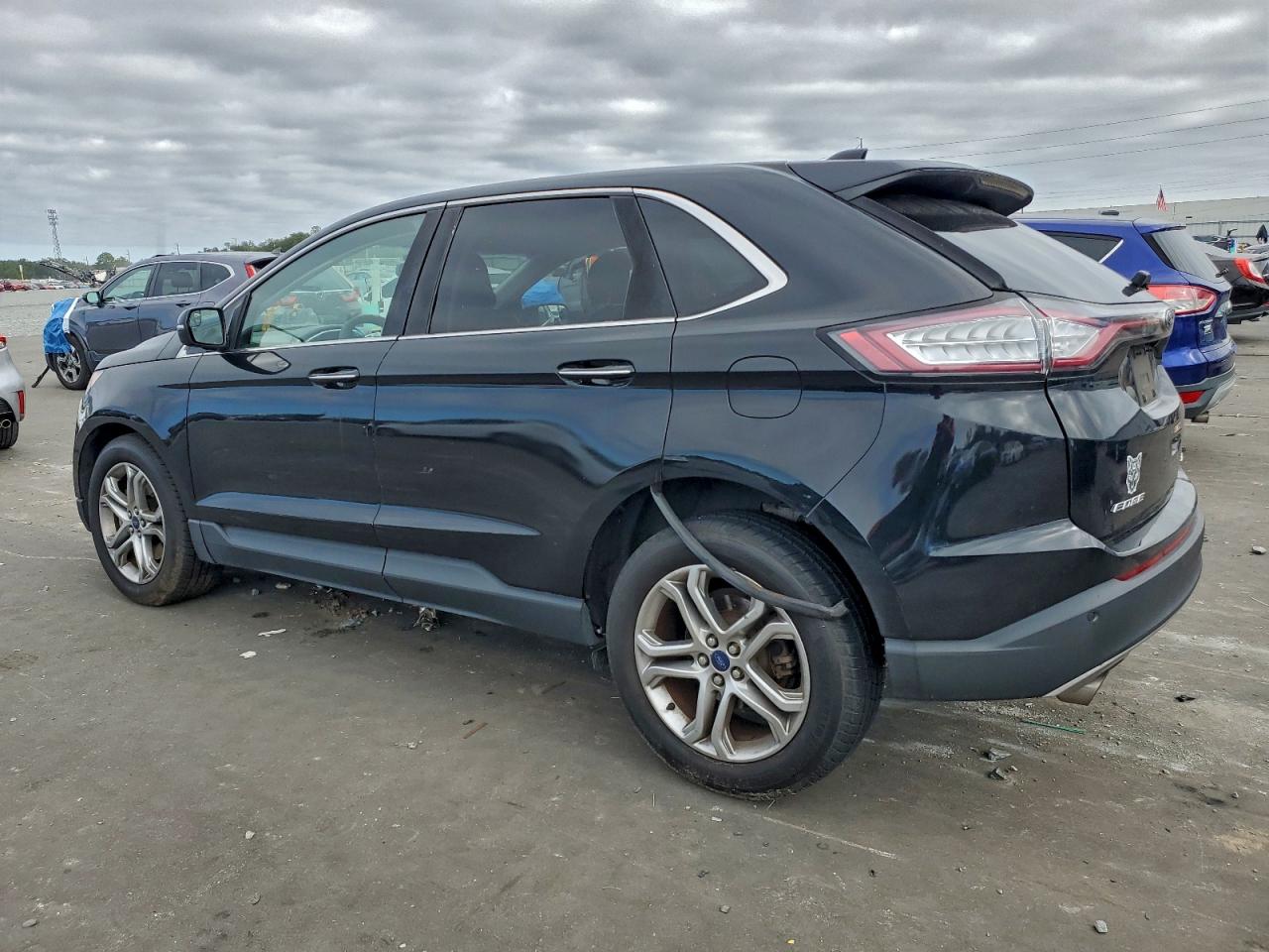 2017 FORD EDGE TITANIUM photo 2