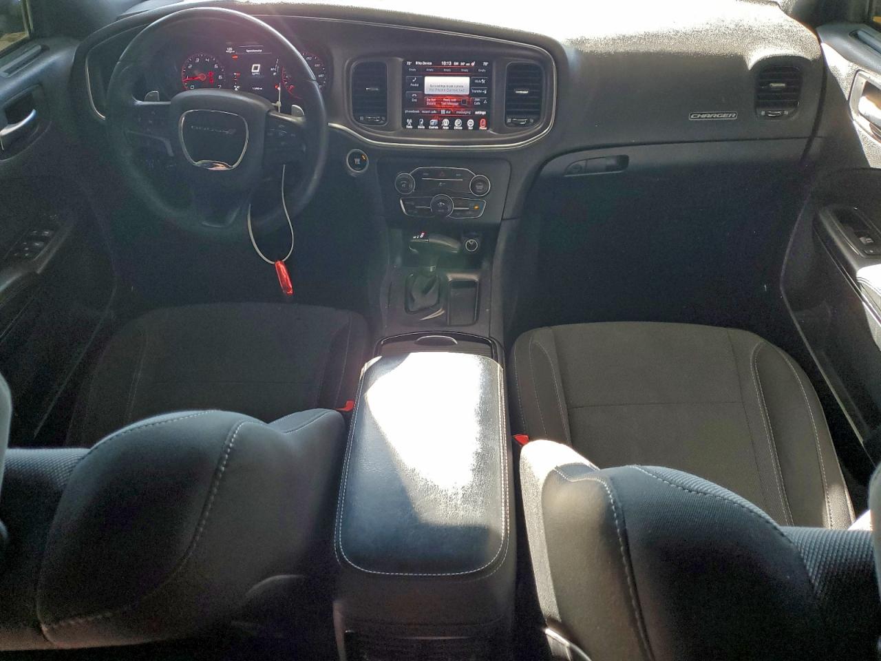 2016 DODGE CHARGER SXT photo 8