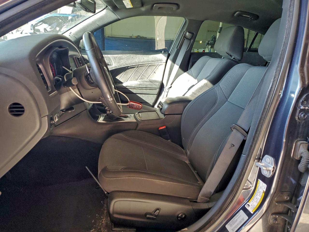 2016 DODGE CHARGER SXT photo 7