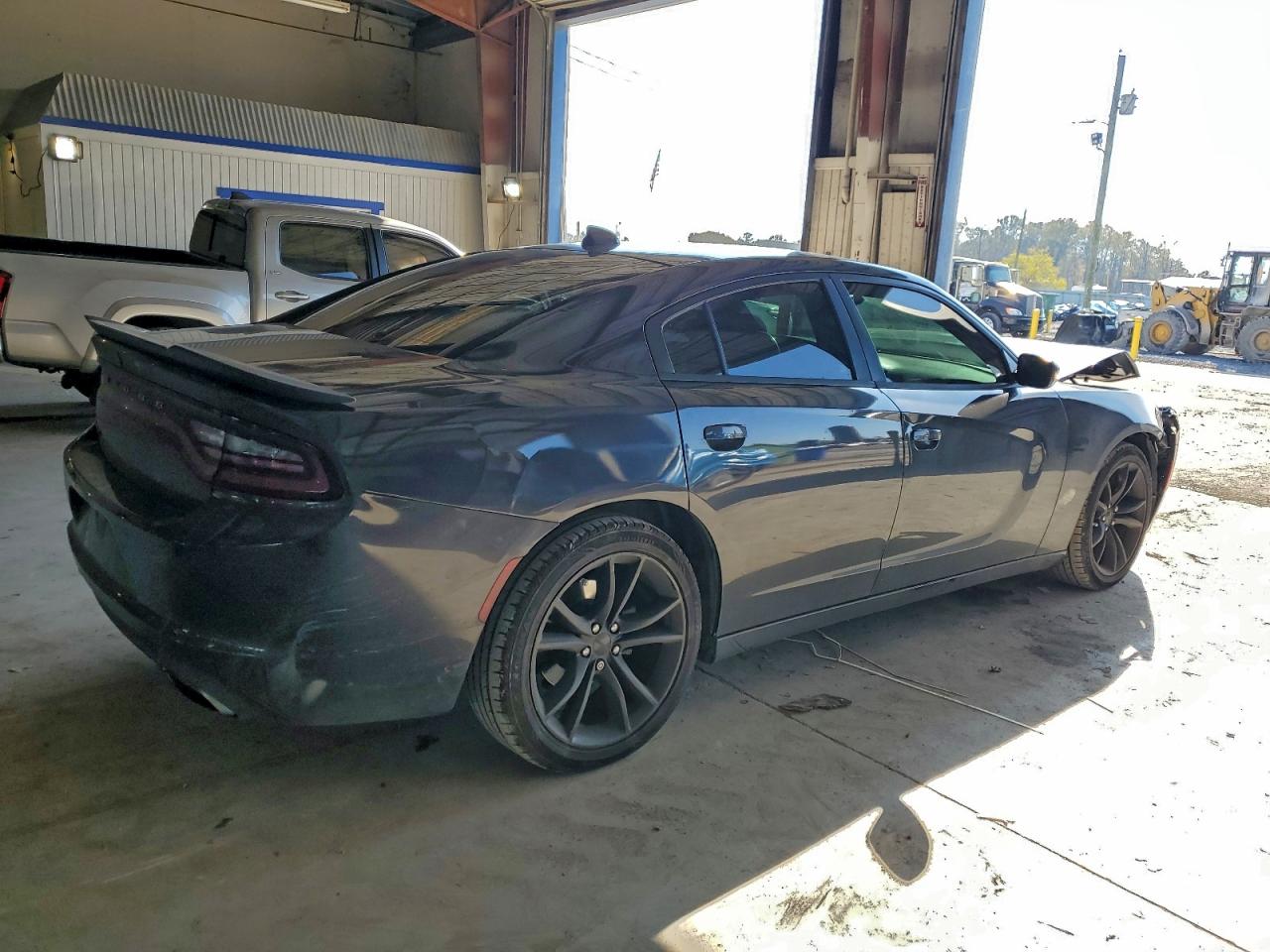 2016 DODGE CHARGER SXT photo 3
