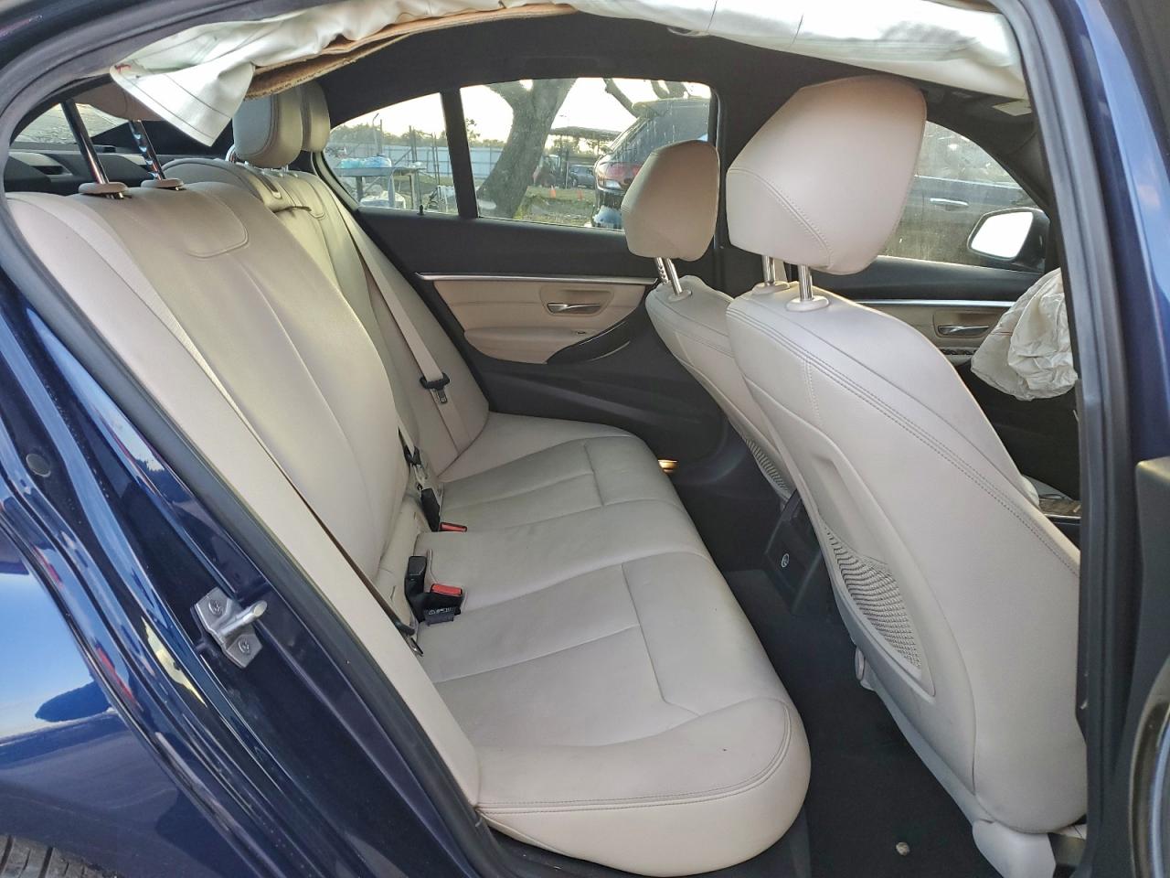 2017 BMW 330 I photo 10