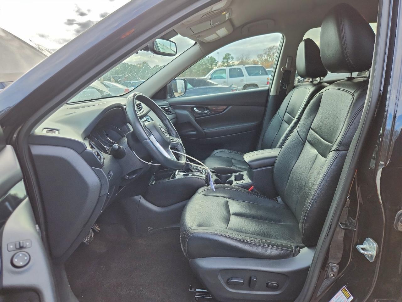 2018 NISSAN ROGUE S photo 13
