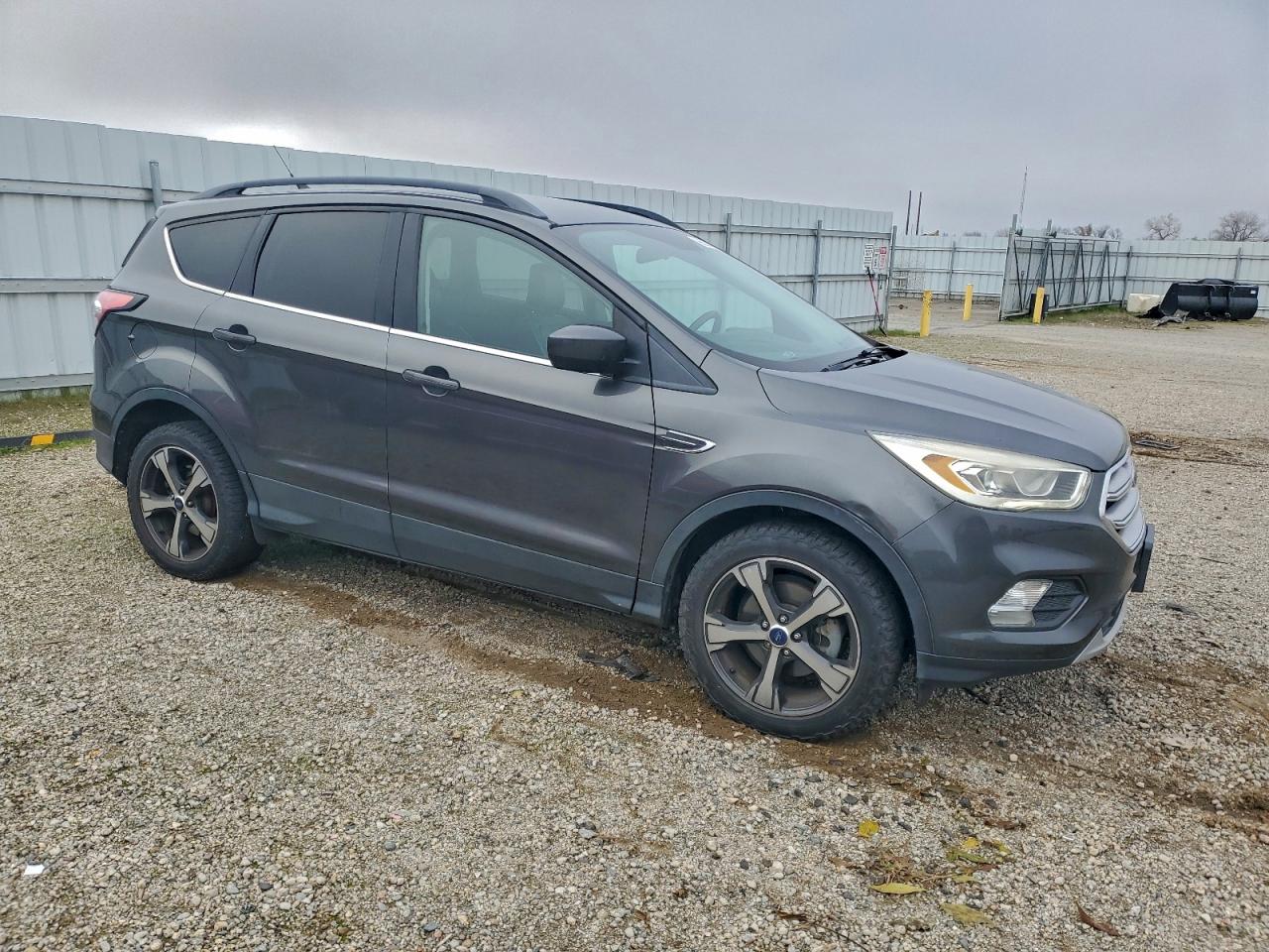 2018 FORD ESCAPE SEL photo 10