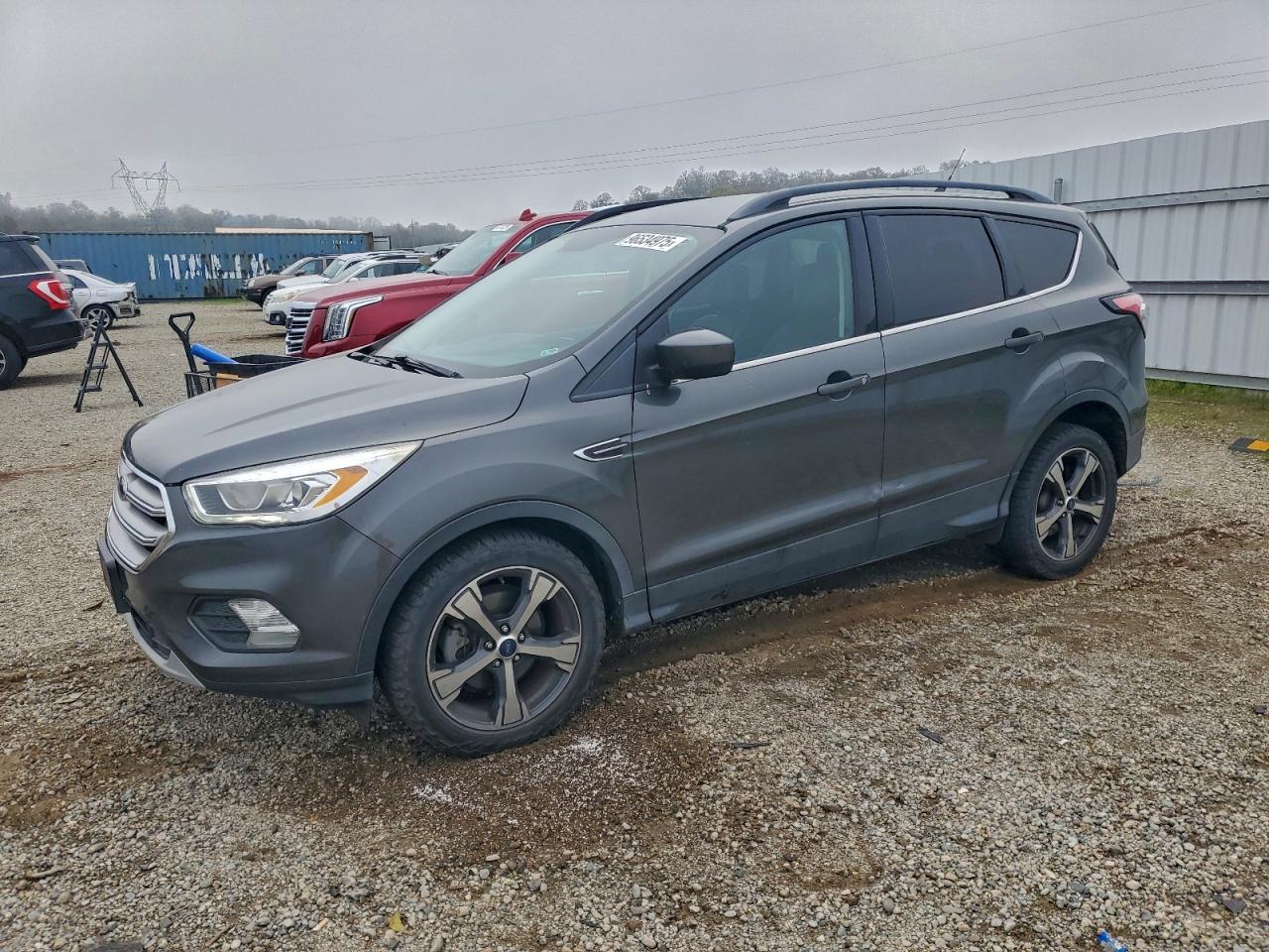 2018 FORD ESCAPE SEL — MINOR DENT/SCRATCHES damage — photo 1