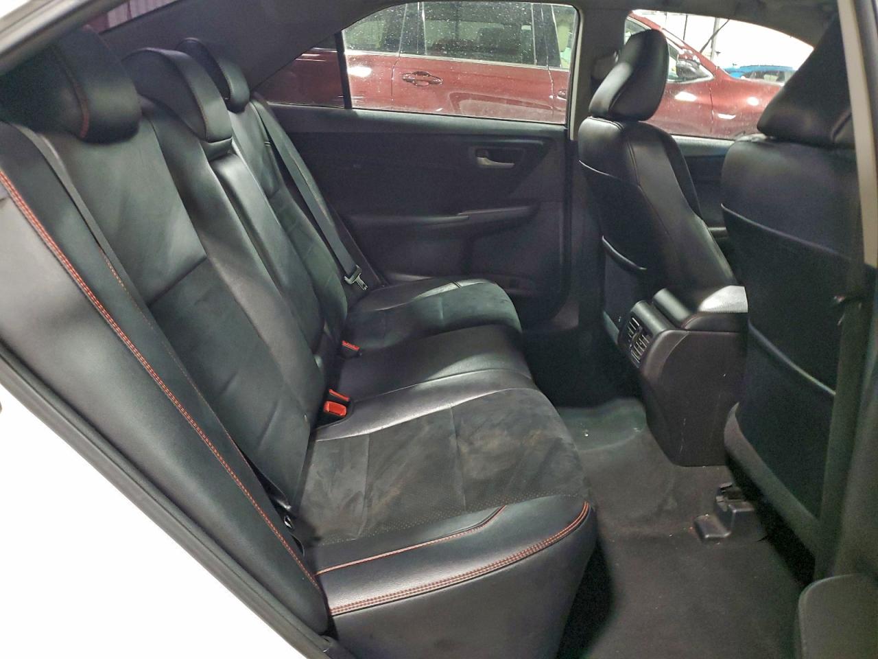 2017 TOYOTA CAMRY XSE photo 19