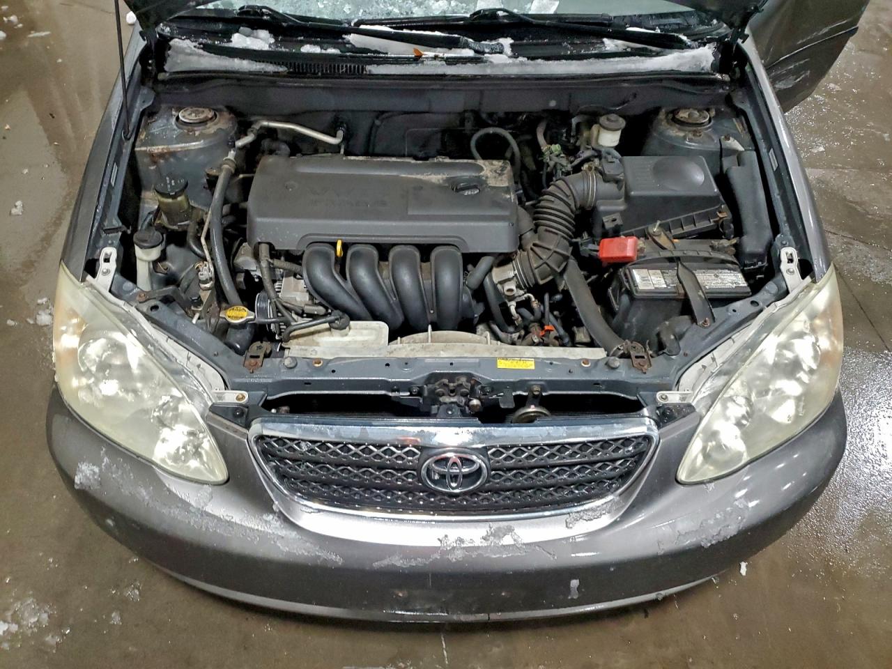 2005 TOYOTA COROLLA CE photo 21