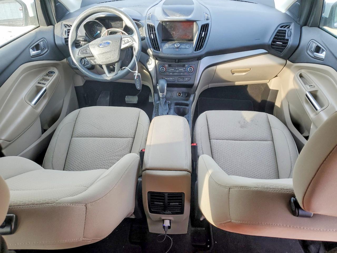 2019 FORD ESCAPE photo 8
