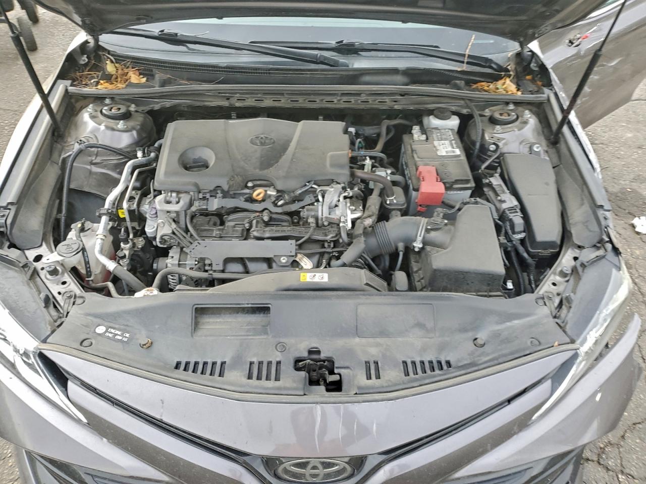 2020 TOYOTA CAMRY LE photo 11