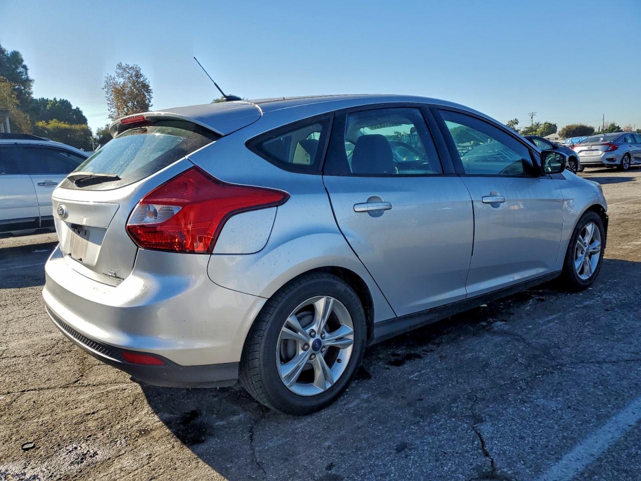 2014 FORD FOCUS SE photo 3