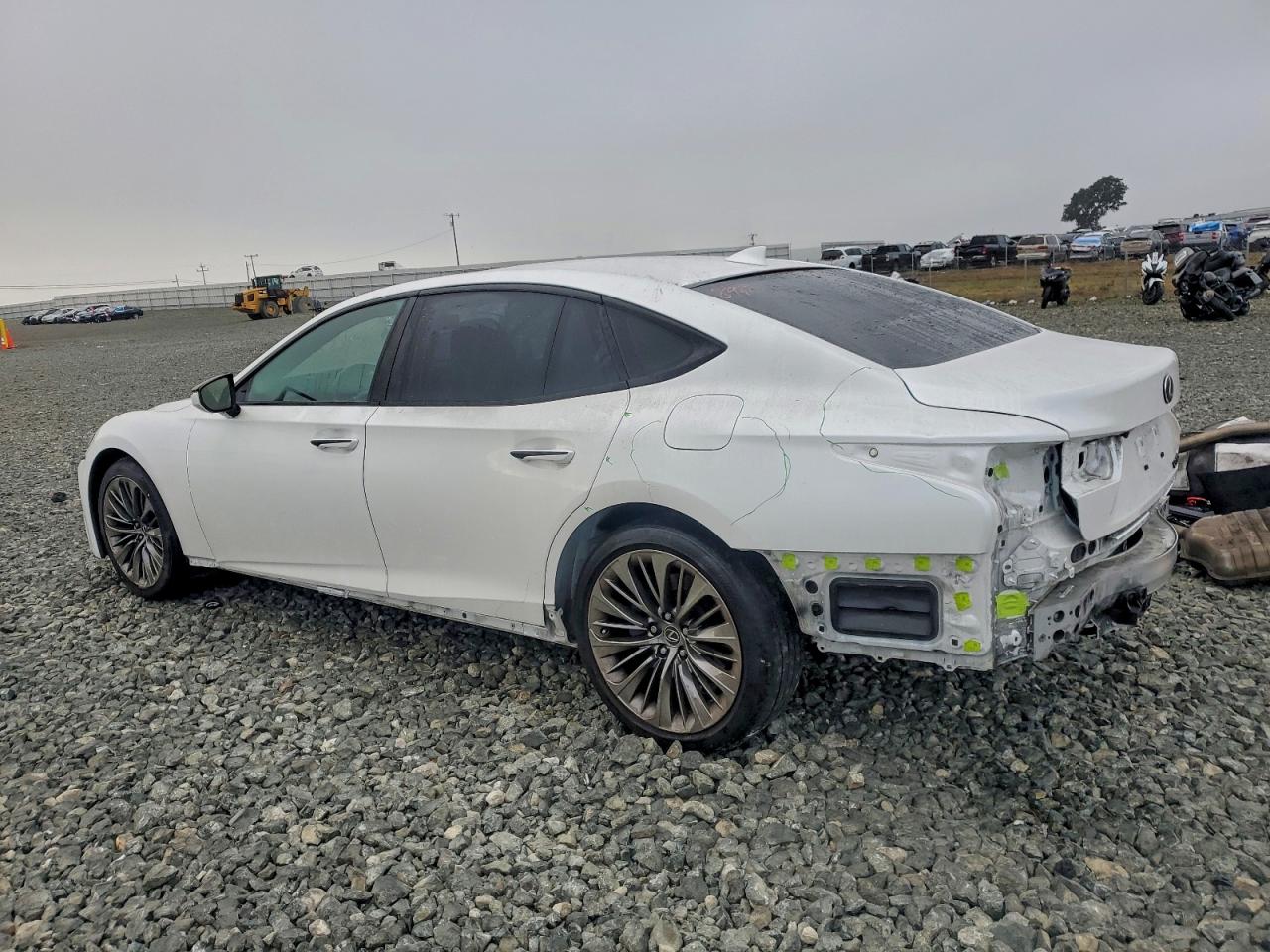 2020 LEXUS LS 500 BASE photo 2