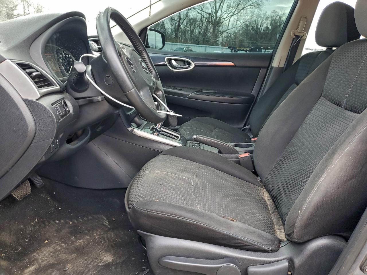 2019 NISSAN SENTRA S photo 13