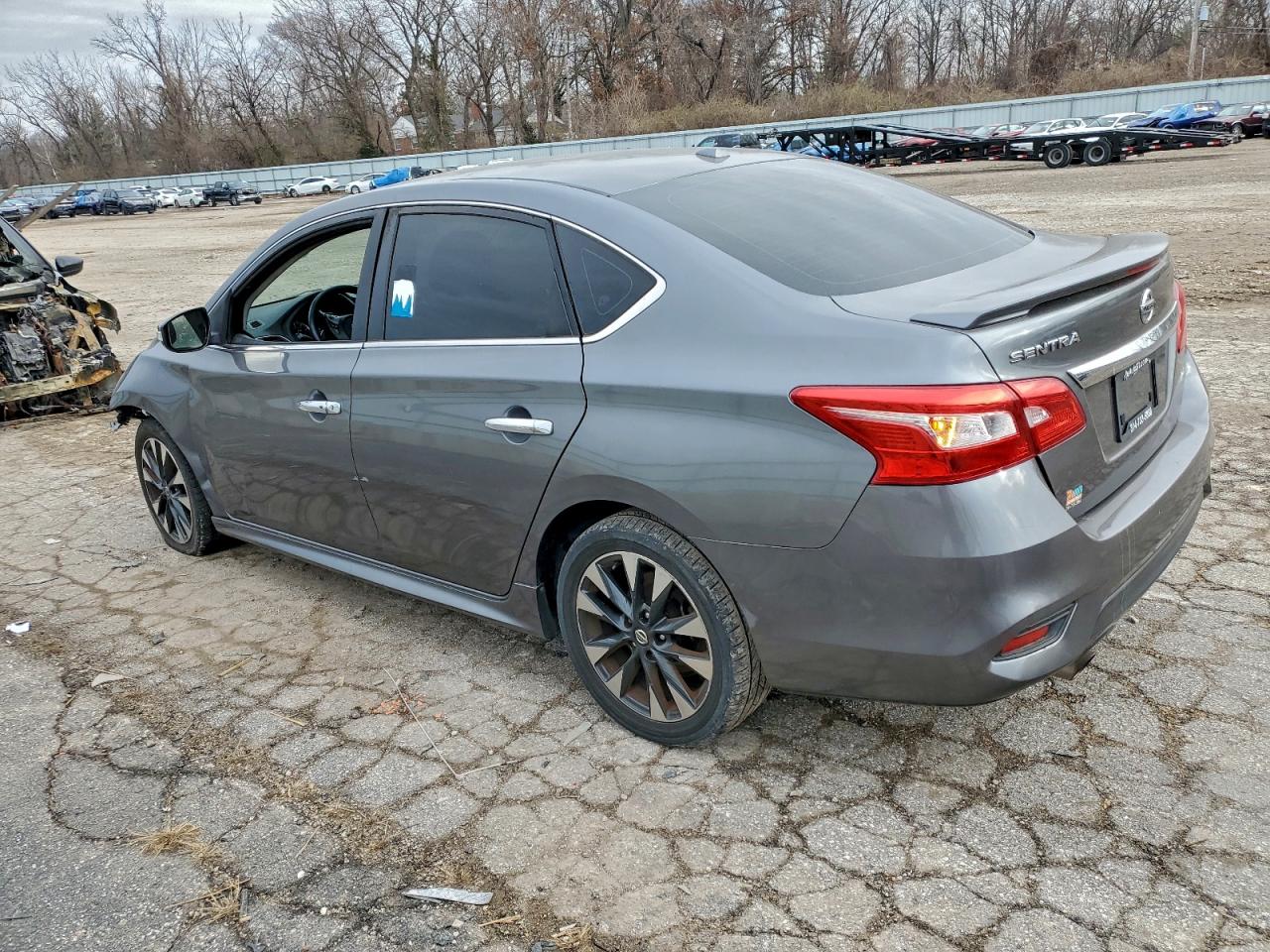 2019 NISSAN SENTRA S photo 3
