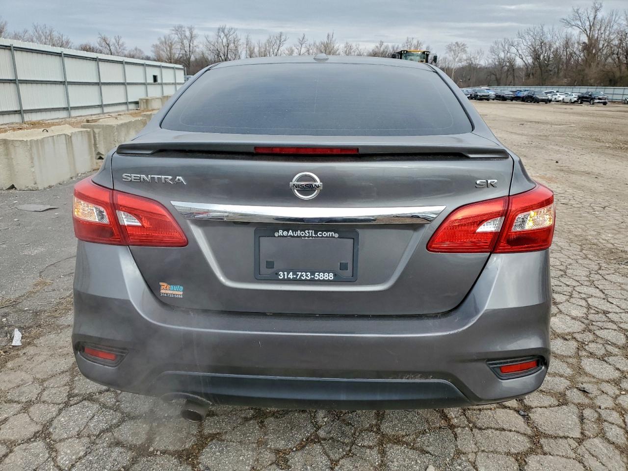 2019 NISSAN SENTRA S photo 11