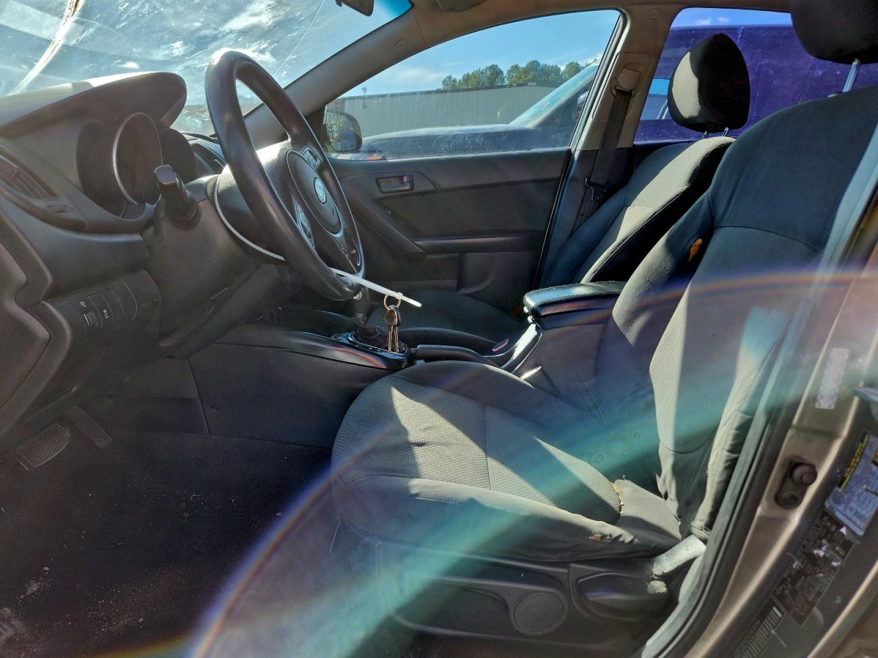 2012 KIA FORTE EX photo 19