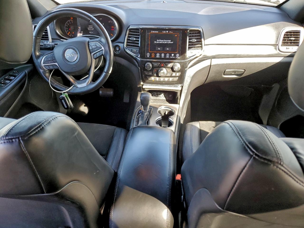 2020 JEEP GRAND CHEROKEE LAREDO photo 8