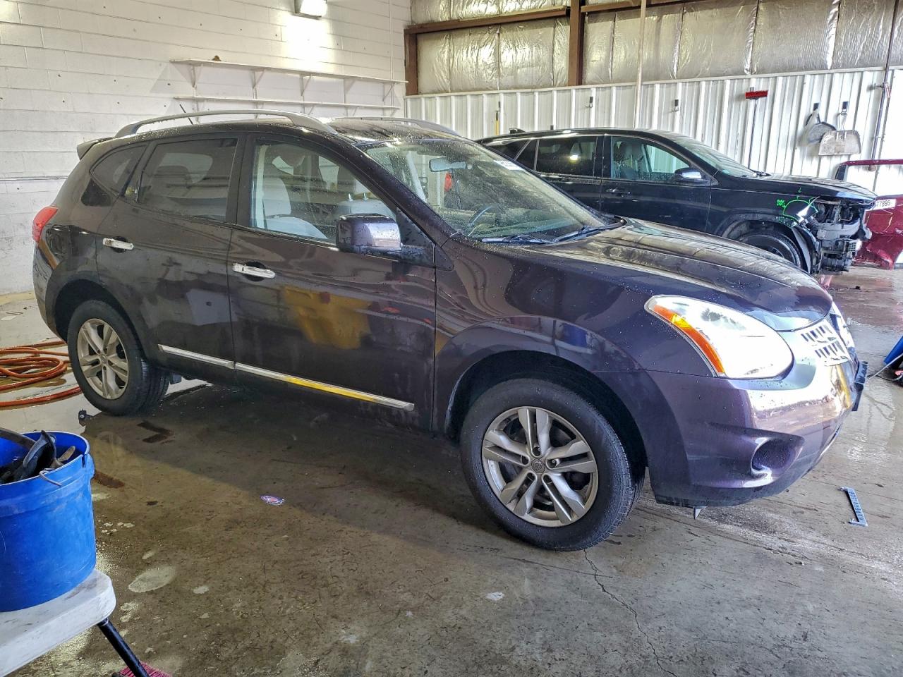 2013 NISSAN ROGUE S photo 4