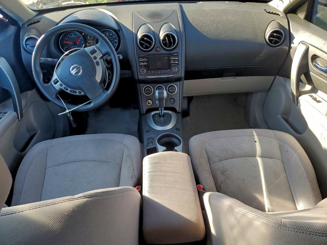 2013 NISSAN ROGUE S photo 8