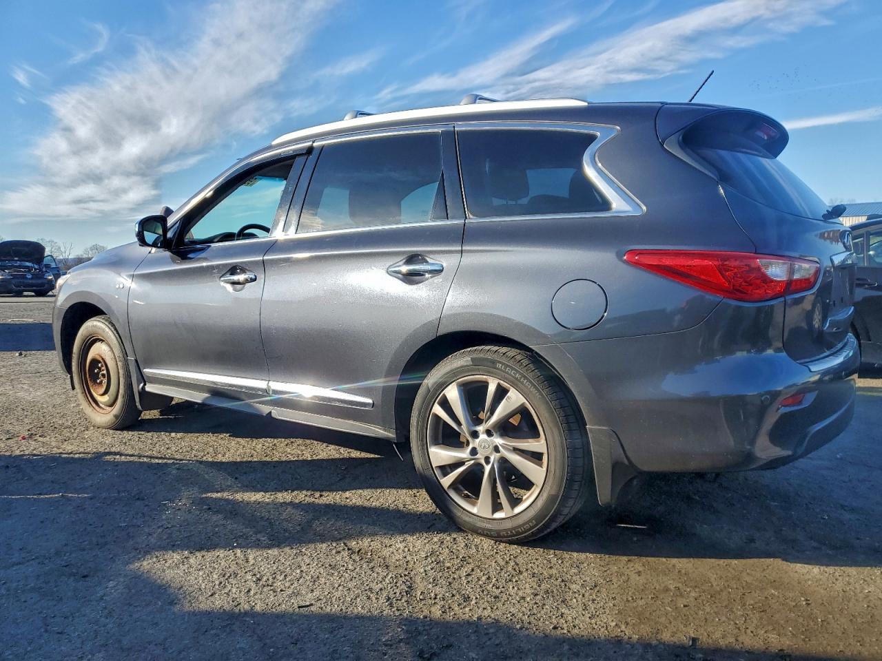 2014 INFINITI QX60 photo 2