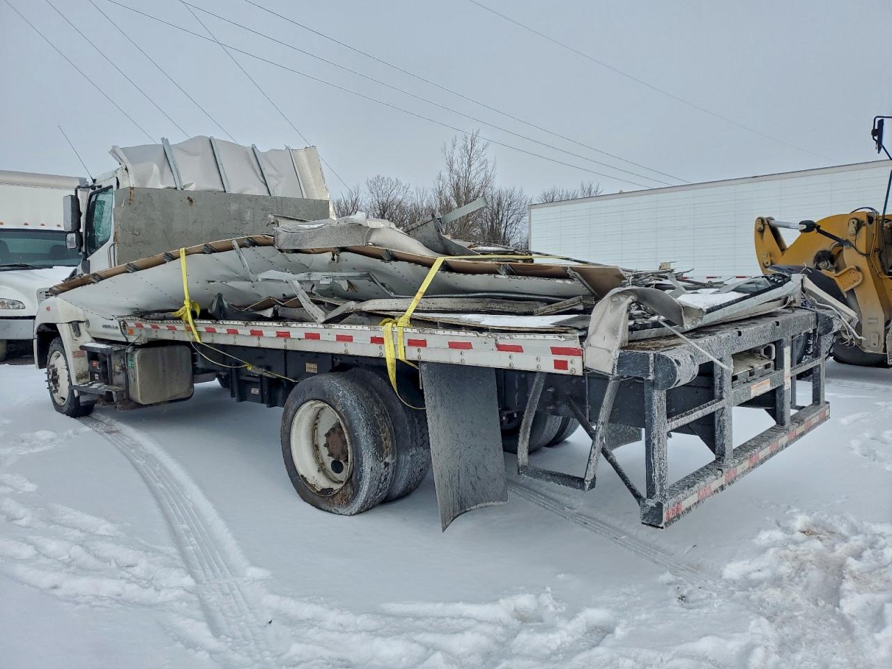 2021 HINO BOX TRUCK photo 2