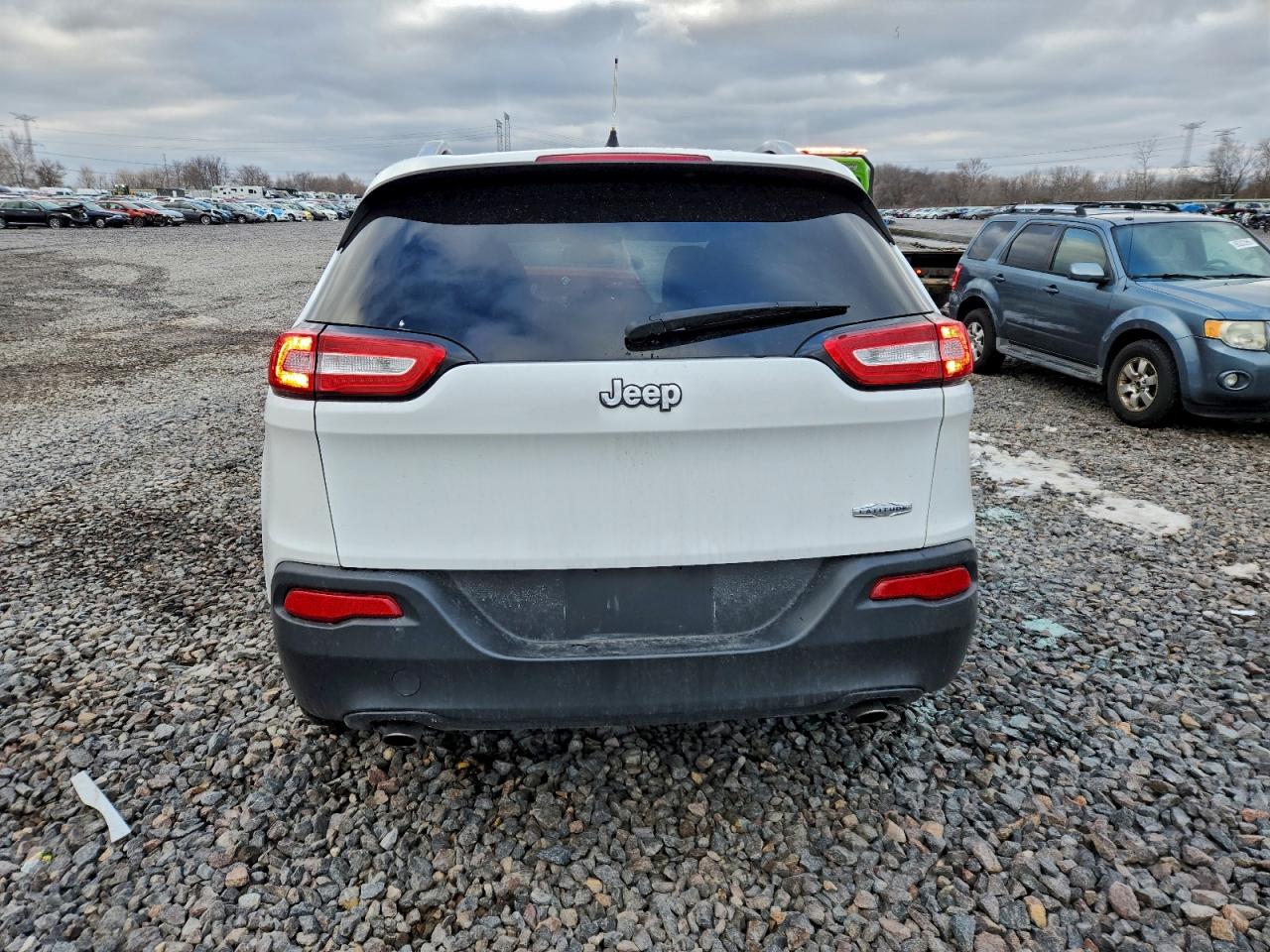 2014 JEEP CHEROKEE LATITUDE photo 6