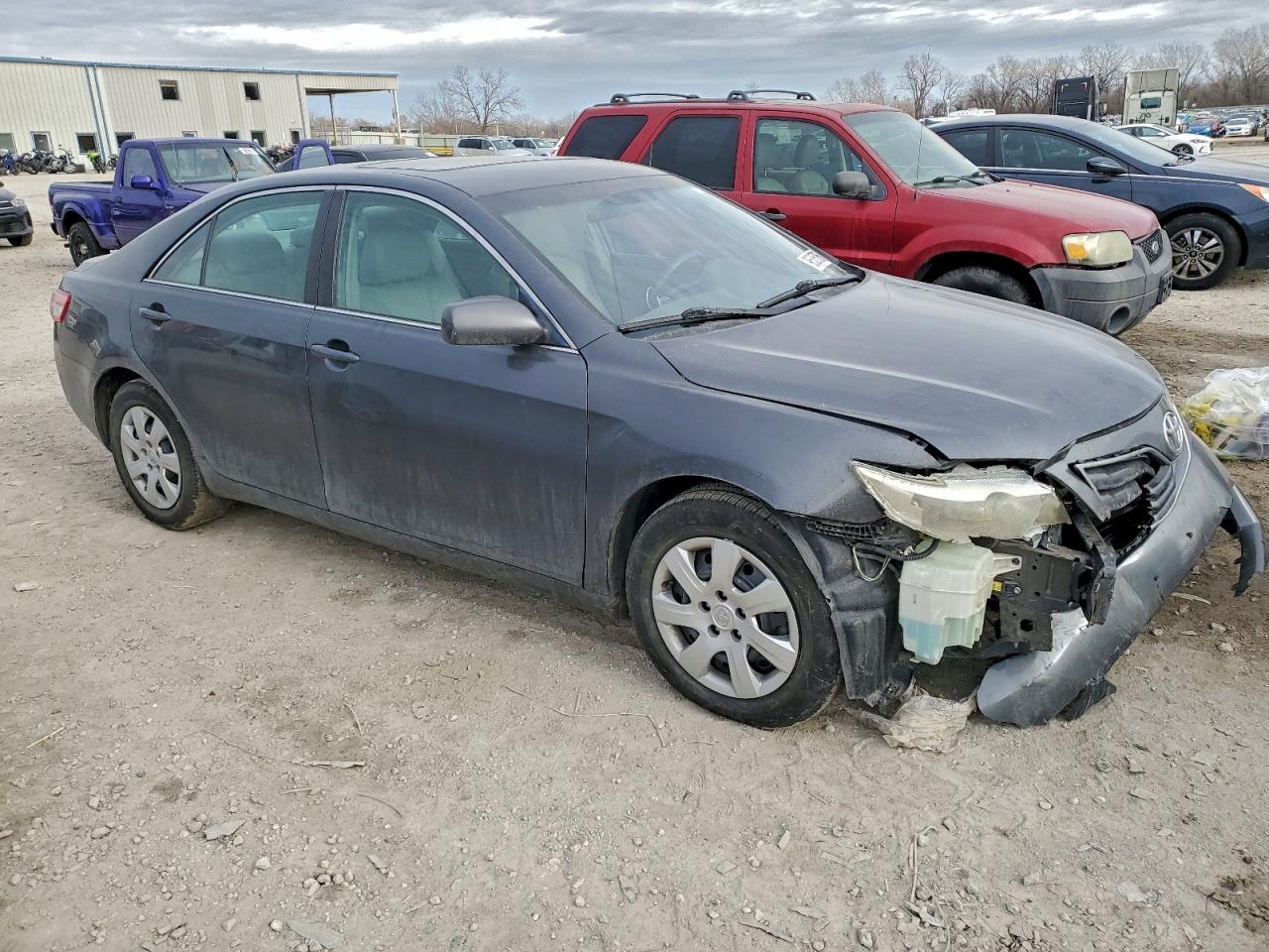 2010 TOYOTA CAMRY BASE photo 4
