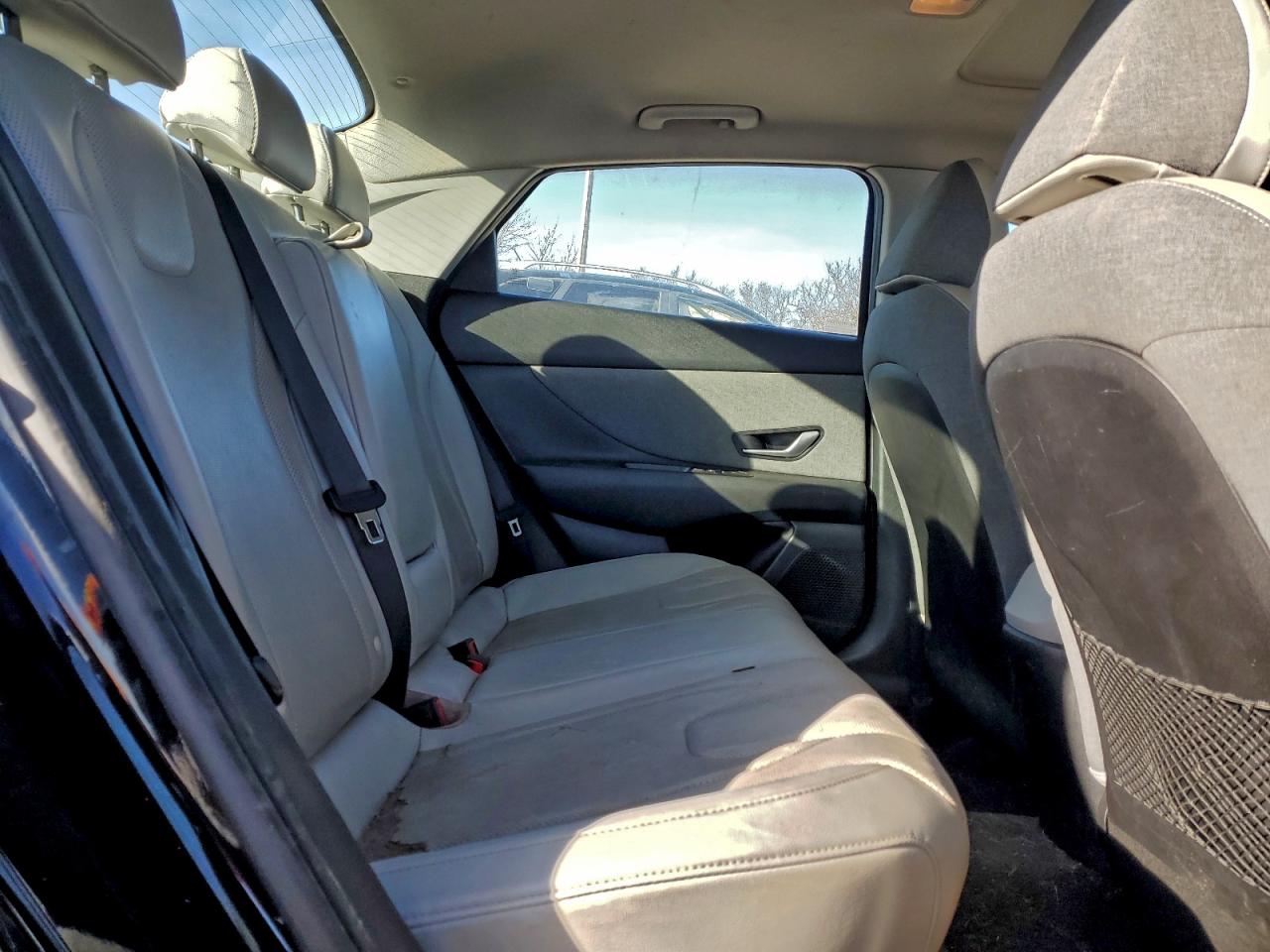 2022 HYUNDAI ELANTRA LIMITED photo 28