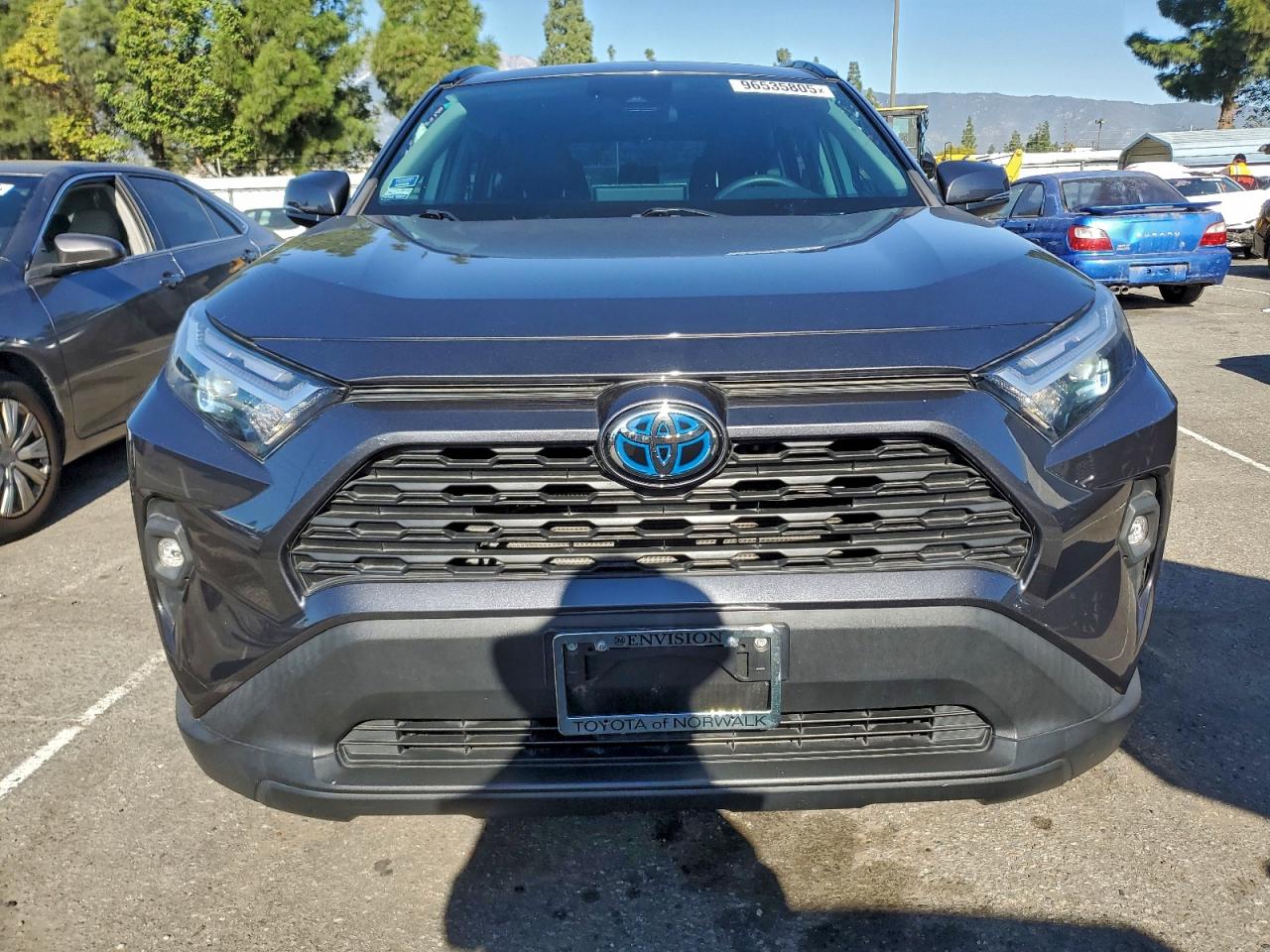 2022 TOYOTA RAV4 XLE PREMIUM photo 5