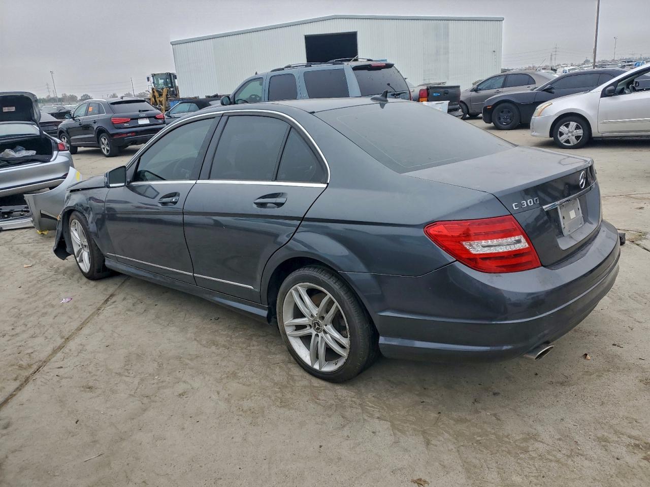 2013 MERCEDES-BENZ C 300 4MATIC photo 2