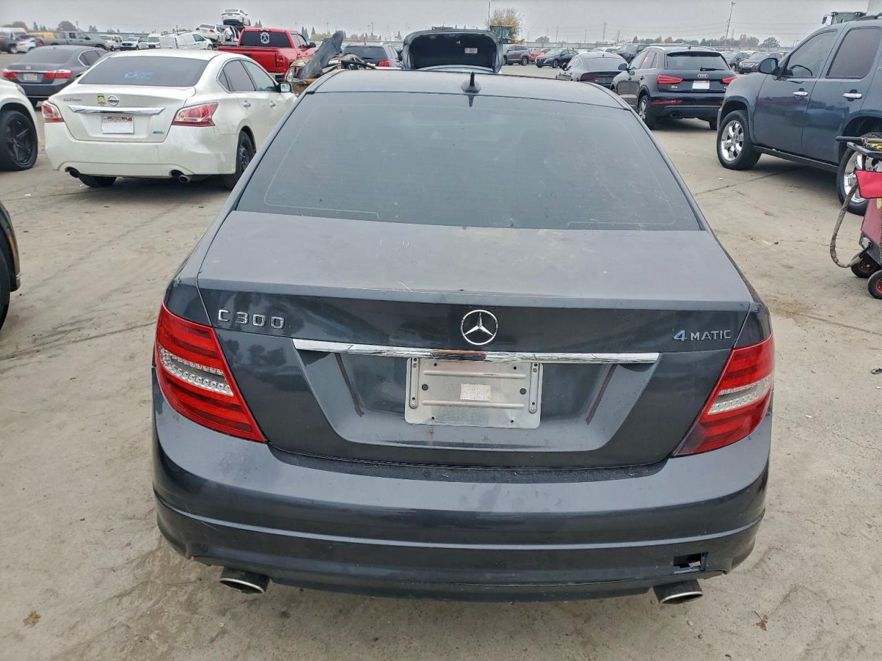2013 MERCEDES-BENZ C 300 4MATIC photo 6