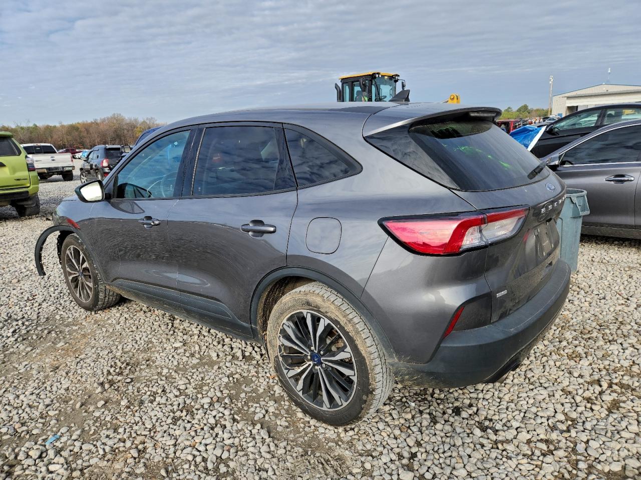 2022 FORD ESCAPE SE photo 2