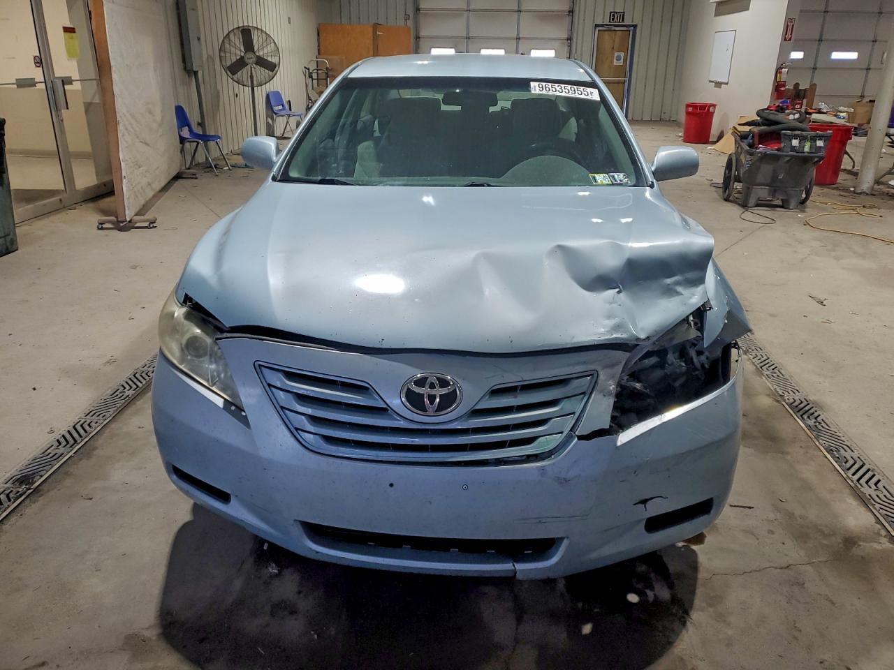 2009 TOYOTA CAMRY SE photo 9