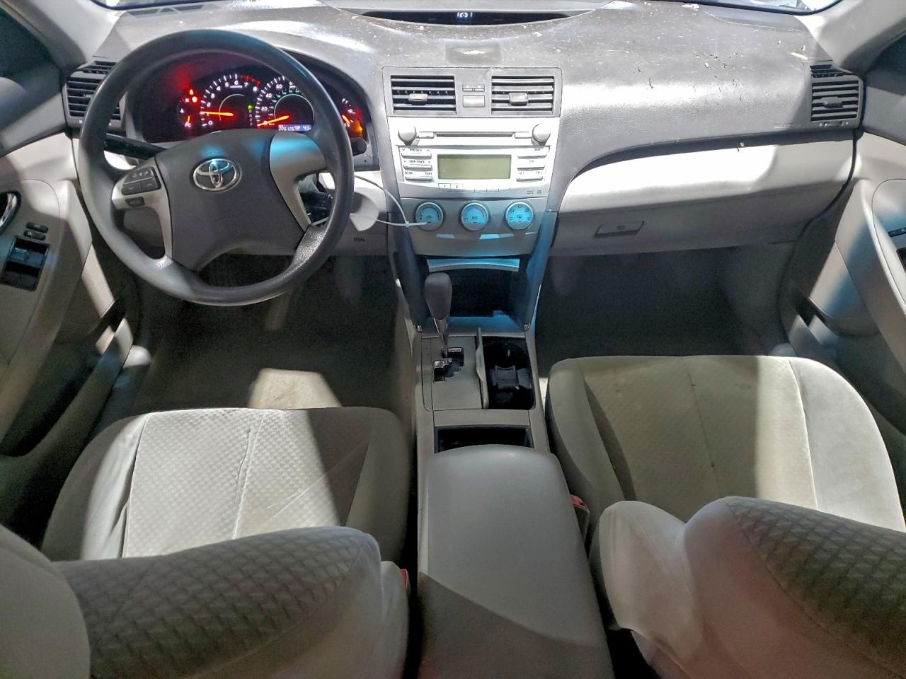 2009 TOYOTA CAMRY SE photo 15
