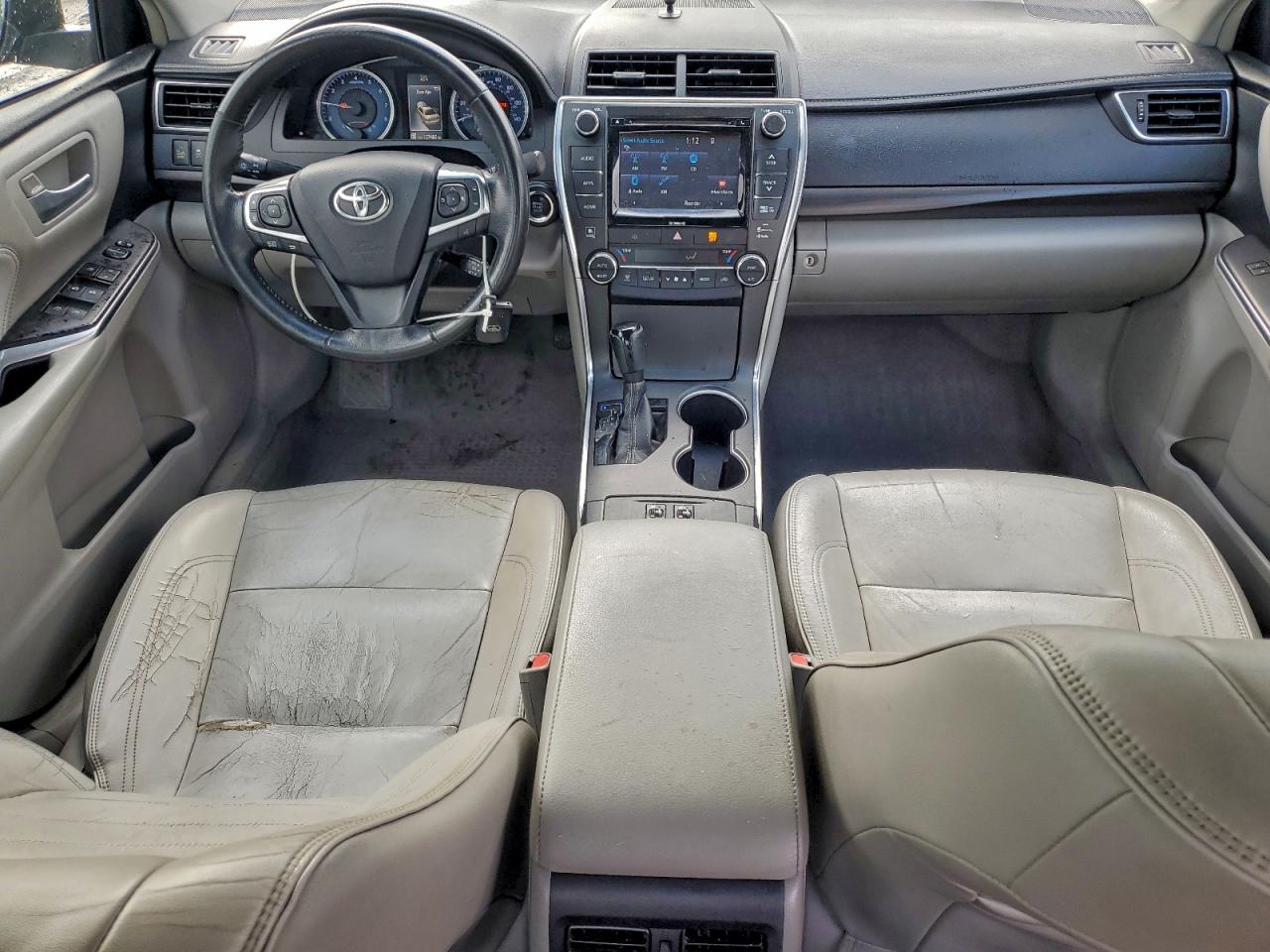 2017 TOYOTA CAMRY LE photo 15