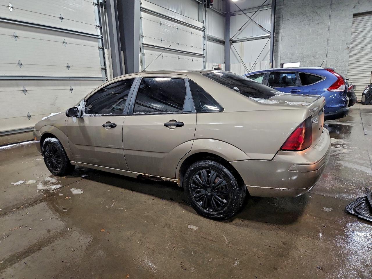 2005 FORD FOCUS ZX4 photo 3