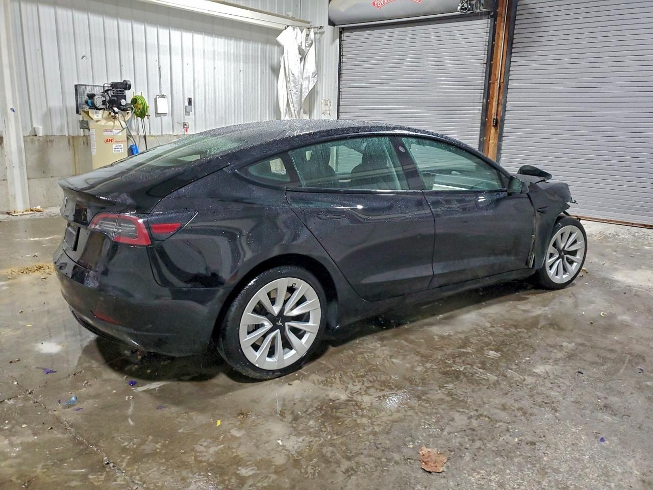 2022 TESLA MODEL 3 photo 5