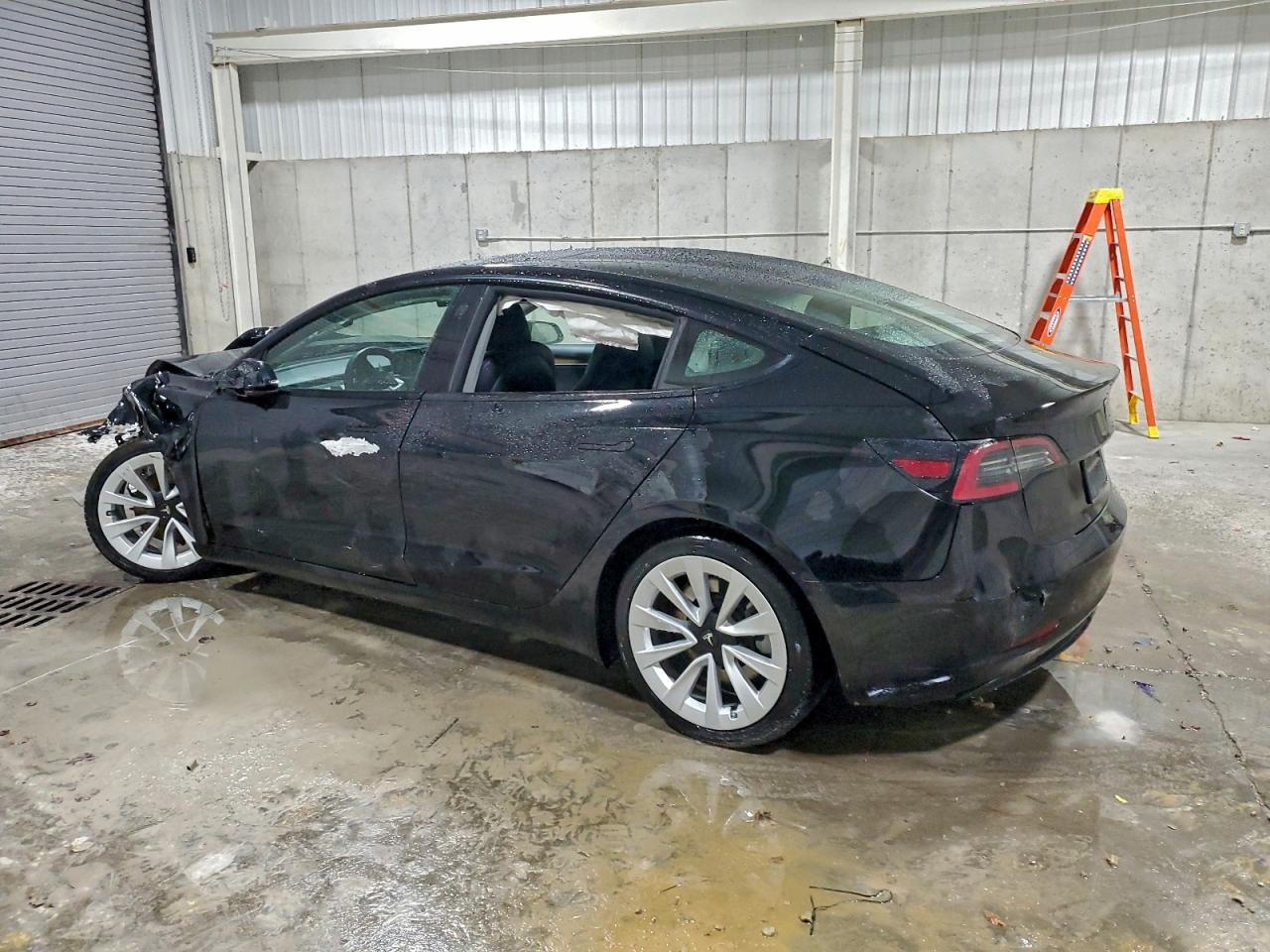 2022 TESLA MODEL 3 photo 3
