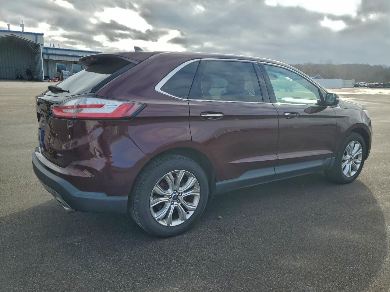 2021 FORD EDGE TITANIUM photo 3