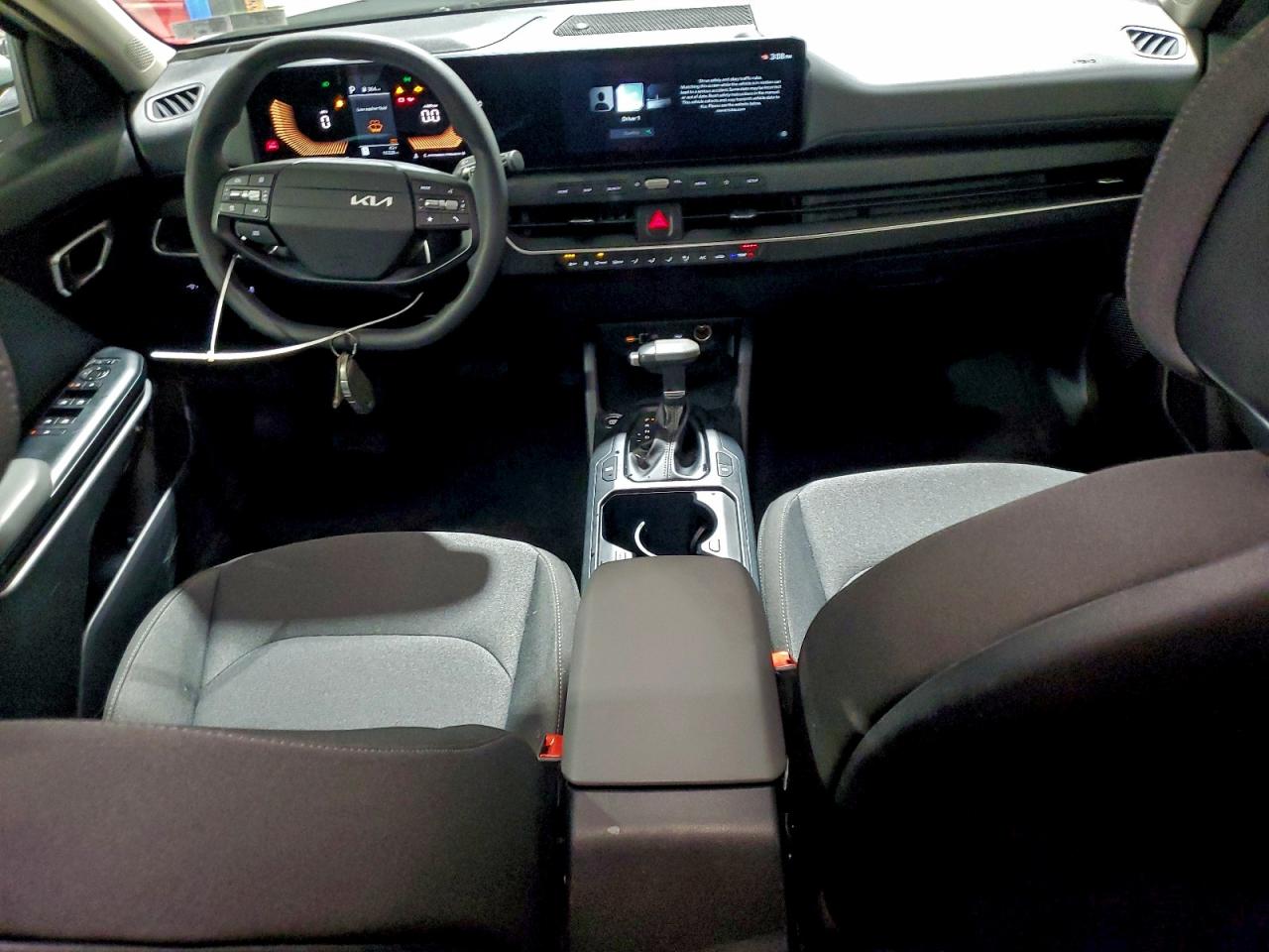 2025 KIA K4 LX photo 15