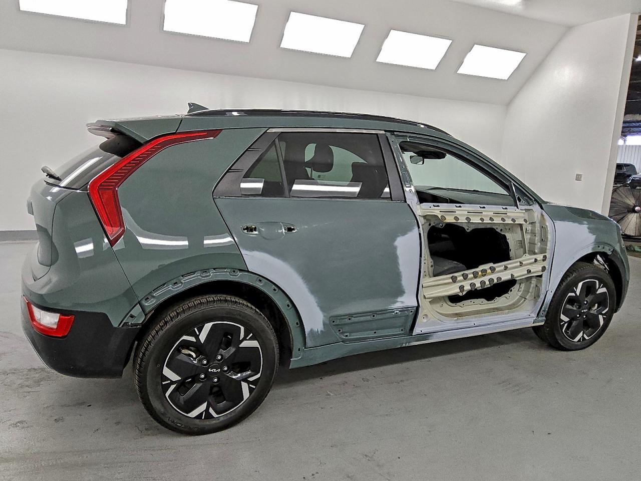 2023 KIA NIRO WIND photo 5