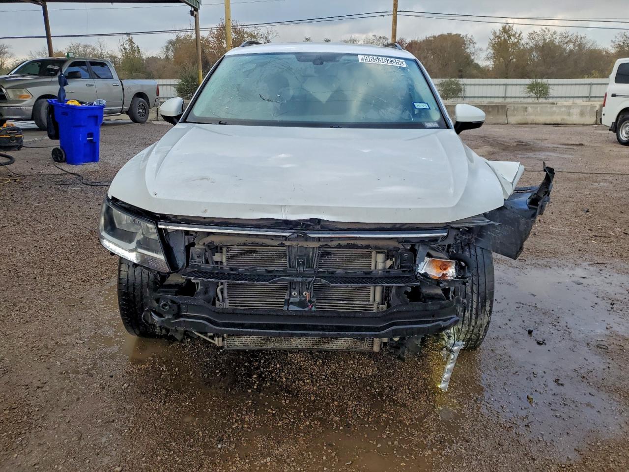 2021 VOLKSWAGEN TIGUAN SE photo 9